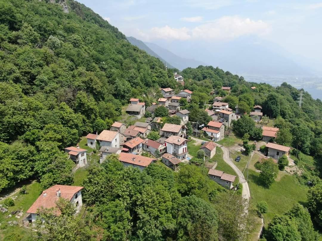 Casa Bucaneve & Ciclamino Gravedona Kültér fotó