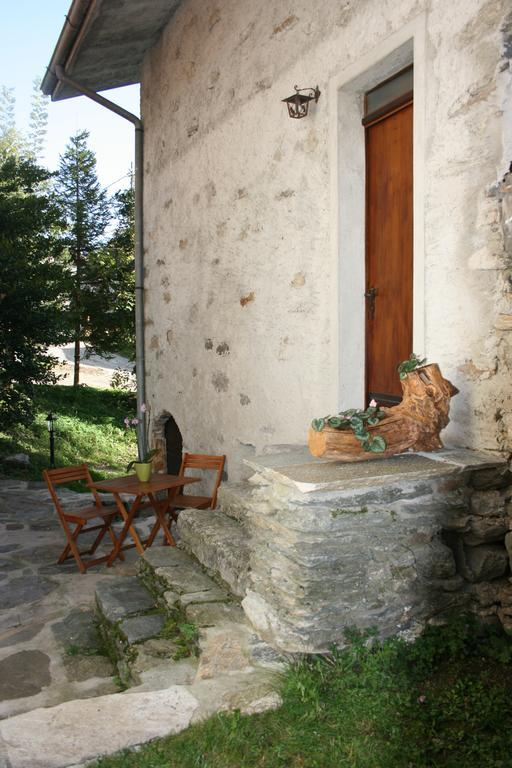 Casa Bucaneve & Ciclamino Gravedona Szoba fotó