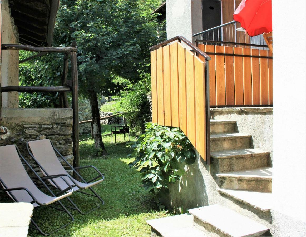 Casa Bucaneve & Ciclamino Gravedona Kültér fotó